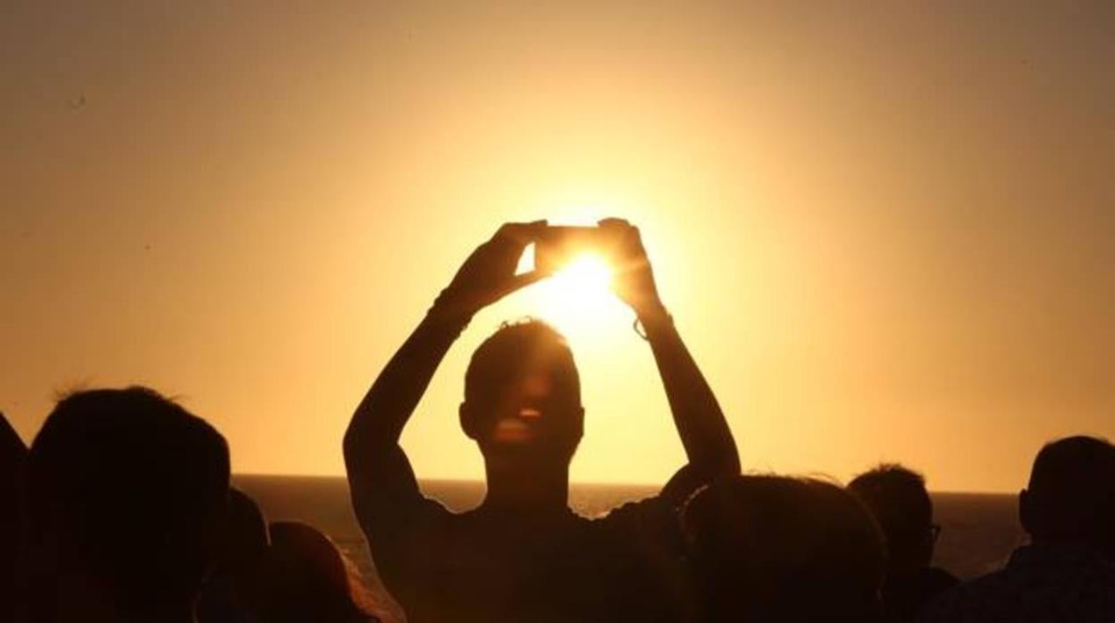 Playas de Cádiz: Puestas de sol con banda sonora