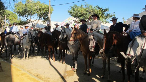 Más de 290 caballos y enganches pasearán por la Feria de Lebrija