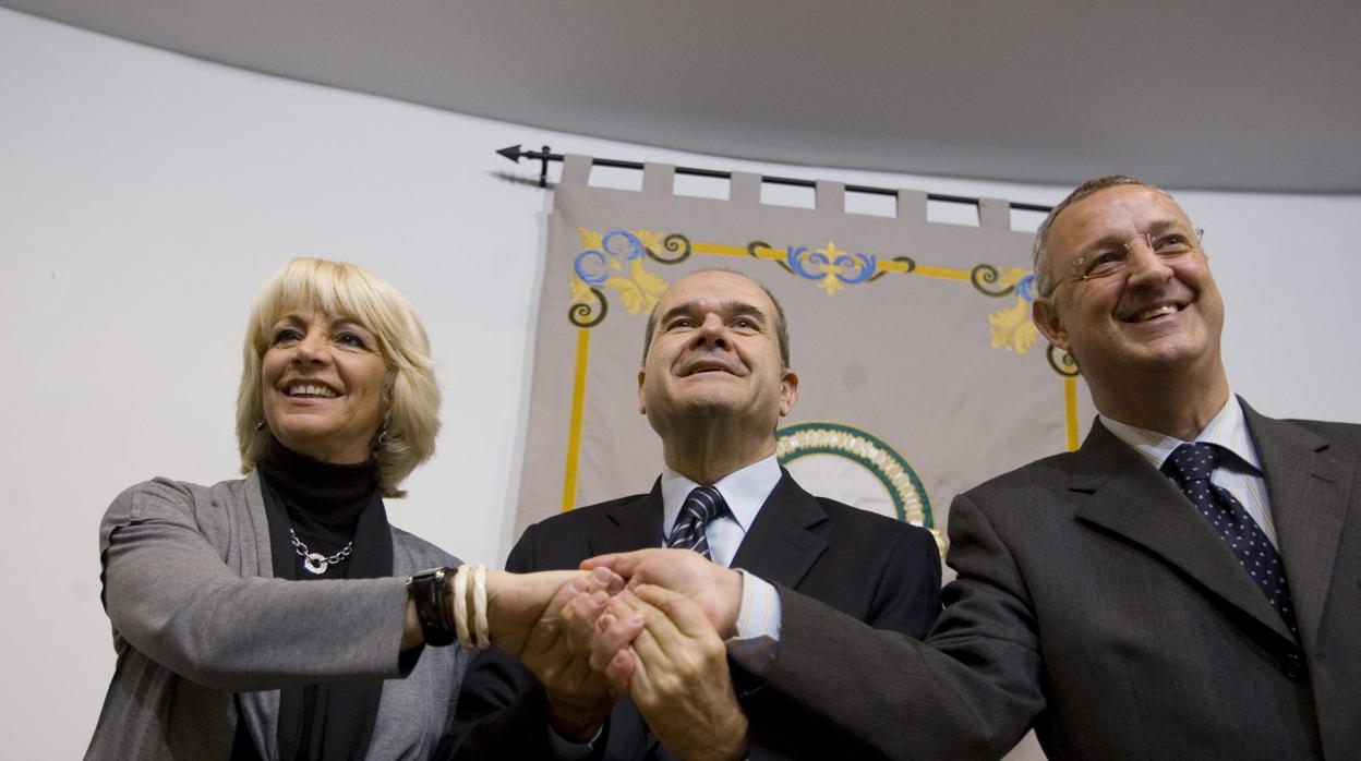 Momento de la firma del convenio en el año 2008.