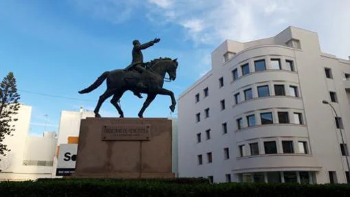 Estatua de Simón Bolívar en la Glorieta del mismo nombre