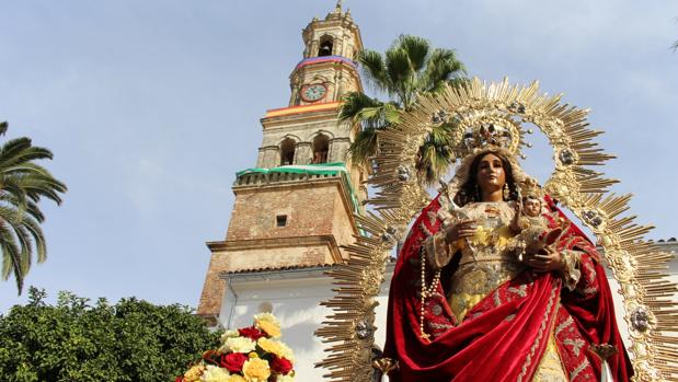 Constantina acompaña este sábado en romería a su patrona, la Virgen del Robledo, hasta su ermita