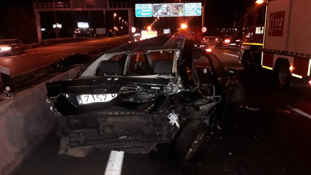 Muere un hombre tras caerse de su moto en Tomares