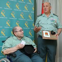 La Guardia Civil rinde homenaje en Algeciras a sus veteranos por la festividad del Pilar