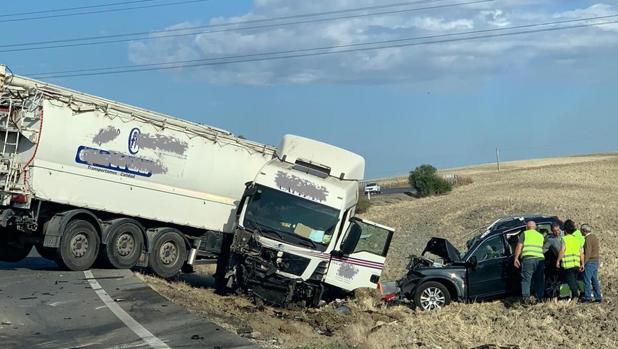 Muere el abogado sevillano José María Sequeiros en una colisión en la carretera de Utrera a Los Molares