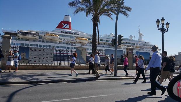 Datos históricos en Cádiz: 4,5 millones de pernoctaciones en verano