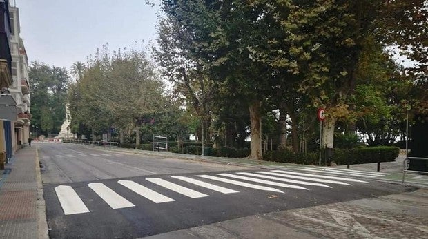 Críticas a los nuevos pasos elevados de la Alameda Apodaca