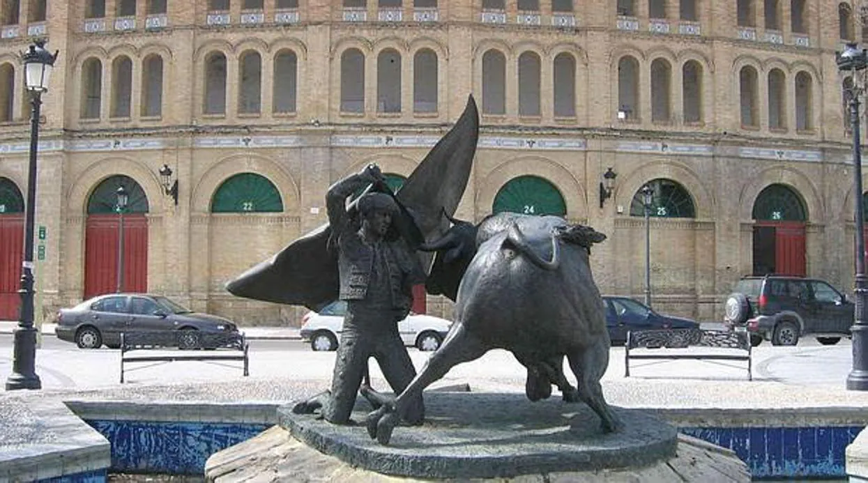 El monumento a Paquirri en la plaza de toros de El Puerto de Santa María.