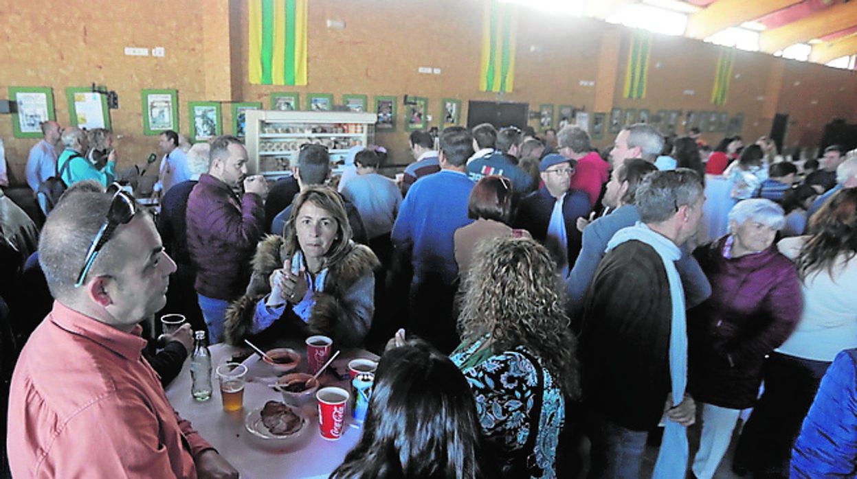 Feria del Chicharrón y la Carne Mechada en Paterna.