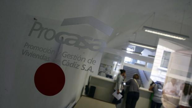 Procasa pide a los demandantes de vivienda de Cádiz que actualicen sus datos