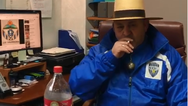 La grotesca «felicitación» del vicepresidente del Valencina que ha hecho furor en los grupos de Whatsapp
