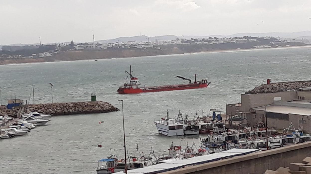 La Junta licita las obras de reurbanización del puerto de Conil por más de un millón de euros