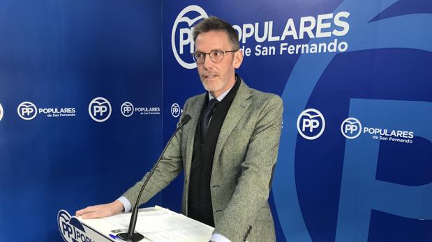 Muere a los 47 años Daniel Nieto, ex concejal del PP y pregonero de la Semana Santa de San Fernando