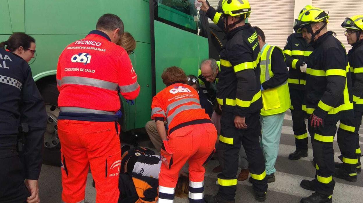 El accidente ha tenido lugar en la Avenida de Astilleros de Cádiz