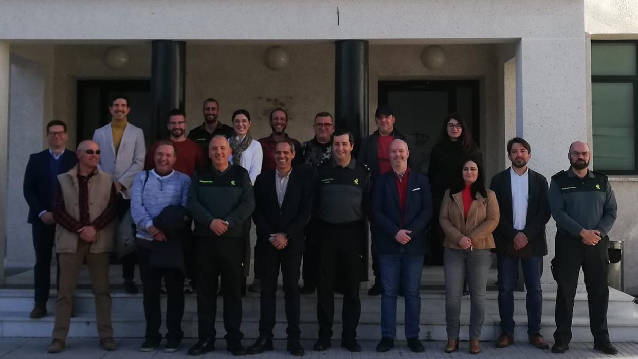 La Guardia Civil de Cádiz se reúne con colectivos LGTBI