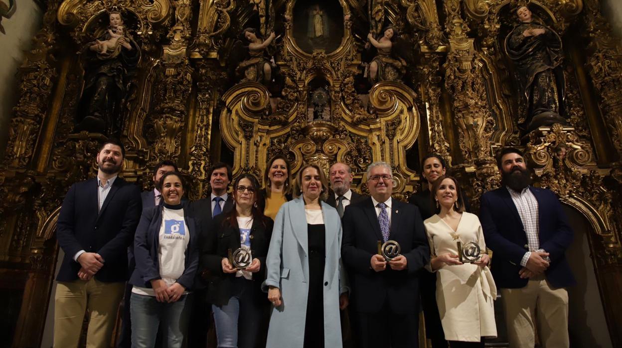 Foto de familia de todos los premiados