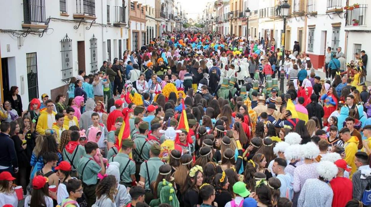 El pasacalles del carnaval cigarrero es muy colorido y festivo