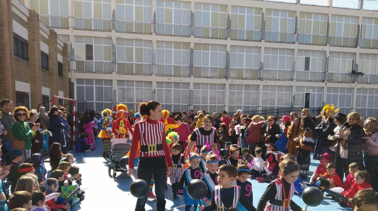 El colegio Salesianos de Cádiz celebra el Carnaval