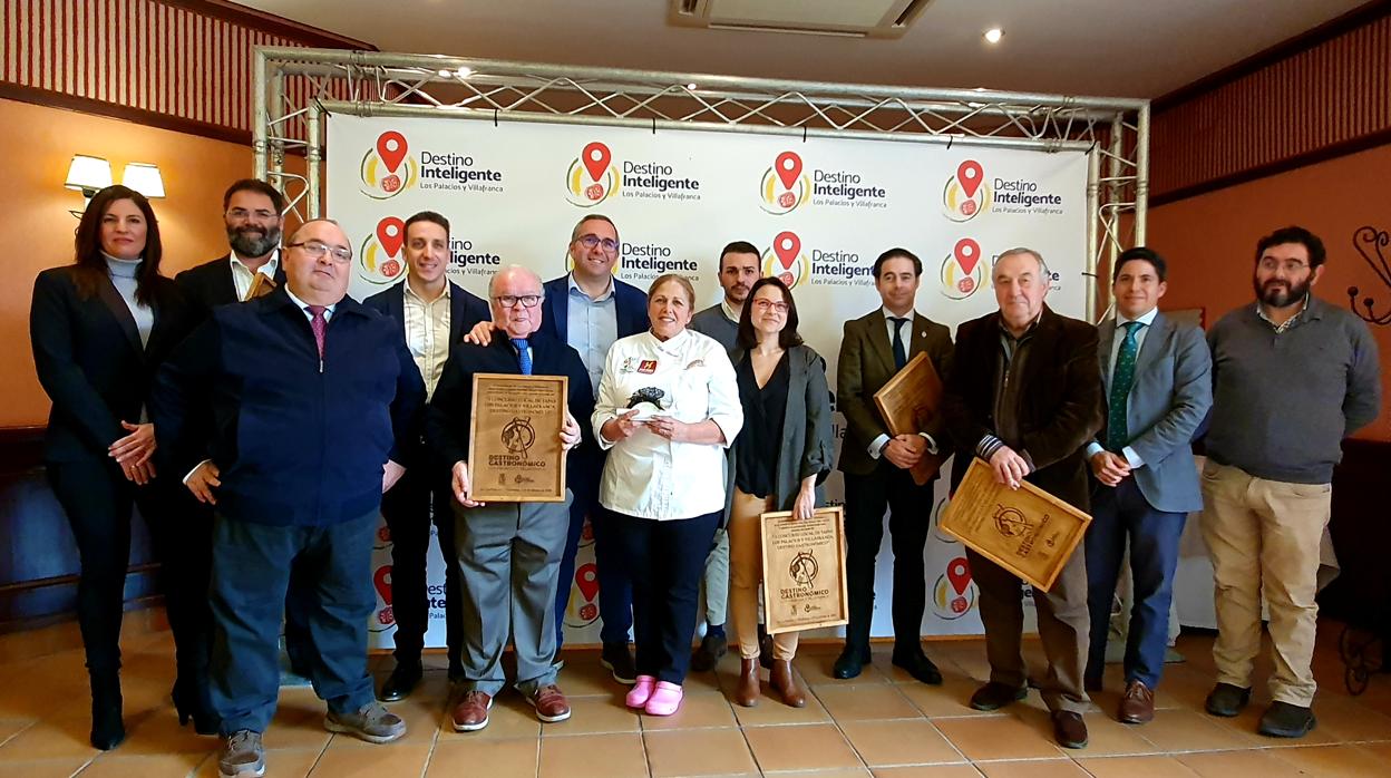 Restaurante Manolo Mayo se ha alzado con el triunfo en la primera edición del concurso de tapas de Los Palacios