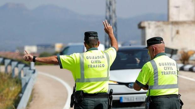 Los conductores sevillanos pierden más de 300 puntos del carnet al día