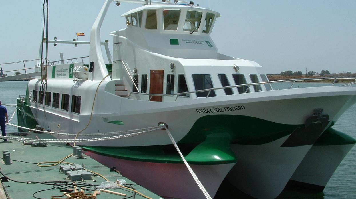 Catamarán de la Bahía de Cádiz