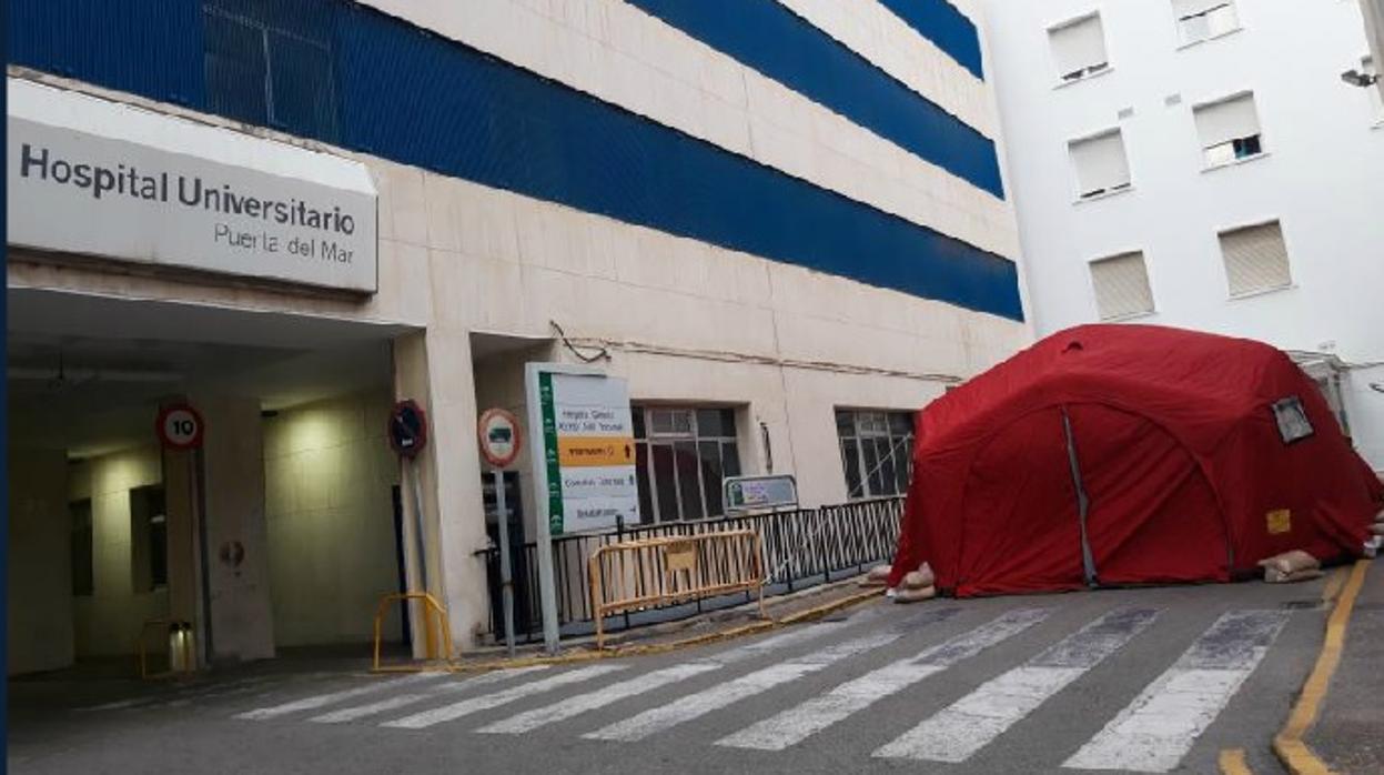El Puerta del Mar de Cádiz da el alta hospitalaria a una paciente con coronavirus