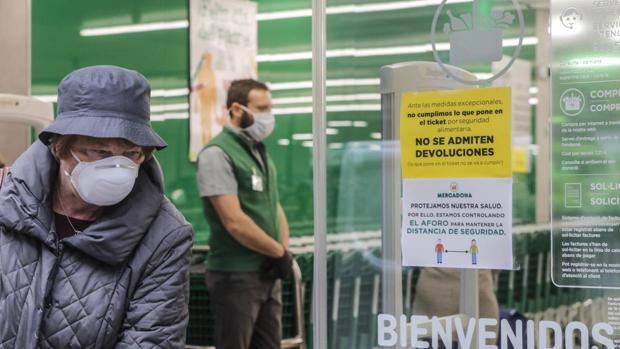 Hacer la compra en El Bosque: de 8 a 14 horas, en estado de alarma