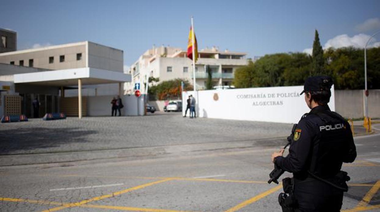 Investigan la muerte de una persona hallada en la calle en Algeciras