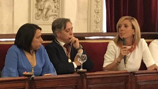 El PSOE pide al Ayuntamiento de Cádiz que «pague todas sus facturas lo antes posible»