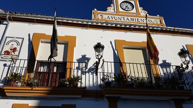 Una edil del PSOE insulta a los guardias civiles que prohibieron una cabalgata en El Saucejo