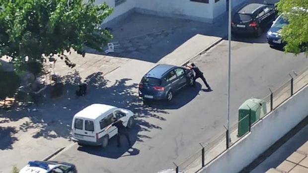 Condenado a nueve años de cárcel por atacar con una catana a unos policías en Jerez