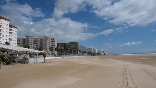 El Puerto mantiene la prohibición de acceder a las playas con los niños