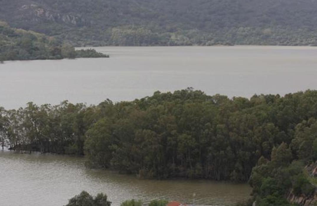 Imagen del río Guadarranque.