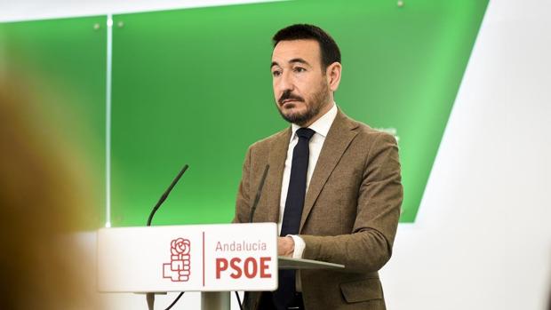 El PSOE pide a Moreno que «deje de amparar comportamientos delictivos como el de Saldaña»