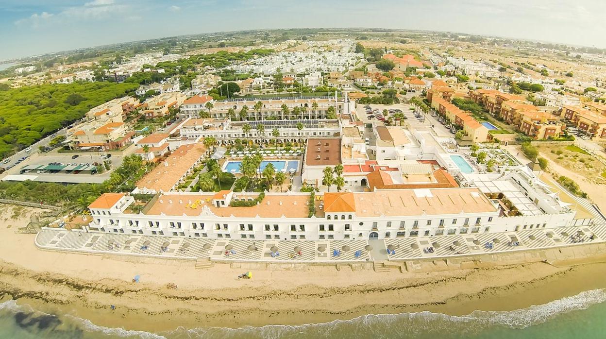 El Hotel Playa de la Luz, de Rota, de los primeros en abrir tras el coronavirus.