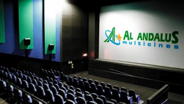 Sanlúcar anticipa el regreso a las salas de cine tras un apagón sin precedentes históricos