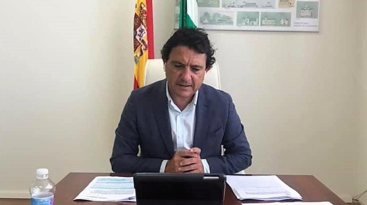 La Junta estudia llevar a Fiscalía al Ayuntamiento de Sanlúcar por el mal uso del vertedero