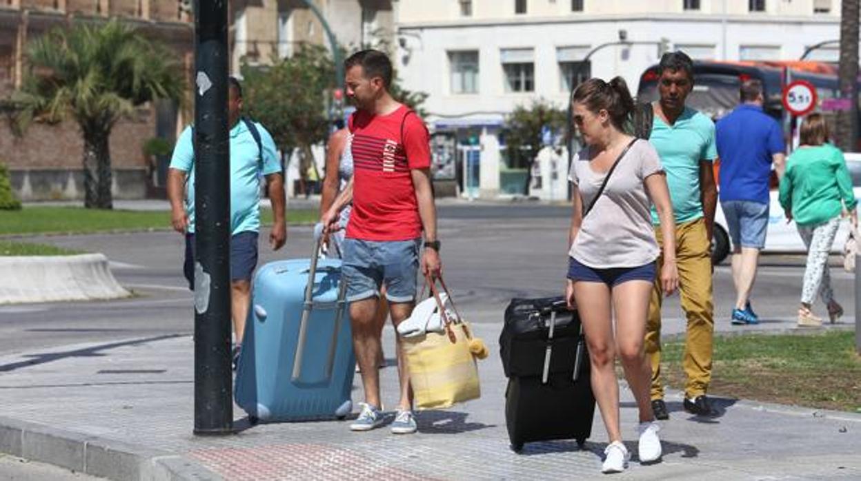 Juan Marín, en Cádiz: «Las previsiones de Turismo avanzan de forma espectacular»