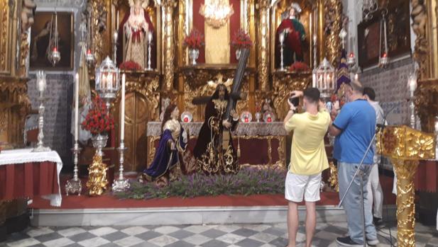 Nazareno y Santa María Magdalena recuerdan su intercesión milagrosa contra la epidemia de peste en Cádiz