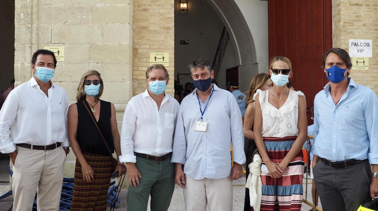 Pablo Cavero, Sandra Arana, Ignacio Ybarra, Diego Resusta, Mercedes Vergara y Alfonso Segovia.