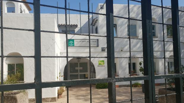 El Colegio Erytheia de San Fernando denuncia la falta de servicio de limpieza permanente en sus aulas