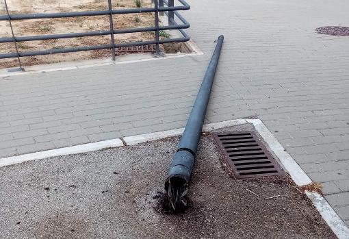 Denuncian un acto de vandalismo en la remodelada zona infantil del Parque de las Huertas