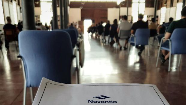 Más de 400 aspirantes comienzan las pruebas para conseguir una de las 25 plazas que oferta Navantia Puerto Real