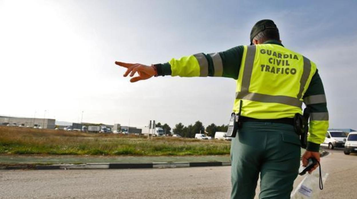 La Guardia Civil detuvo al conductor en Osuna