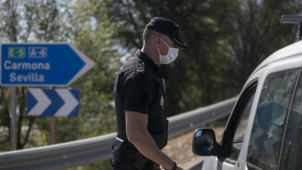 La Policía Local de Écija detecta en lo que va de confinamiento solo 5 desplazamientos no autorizados