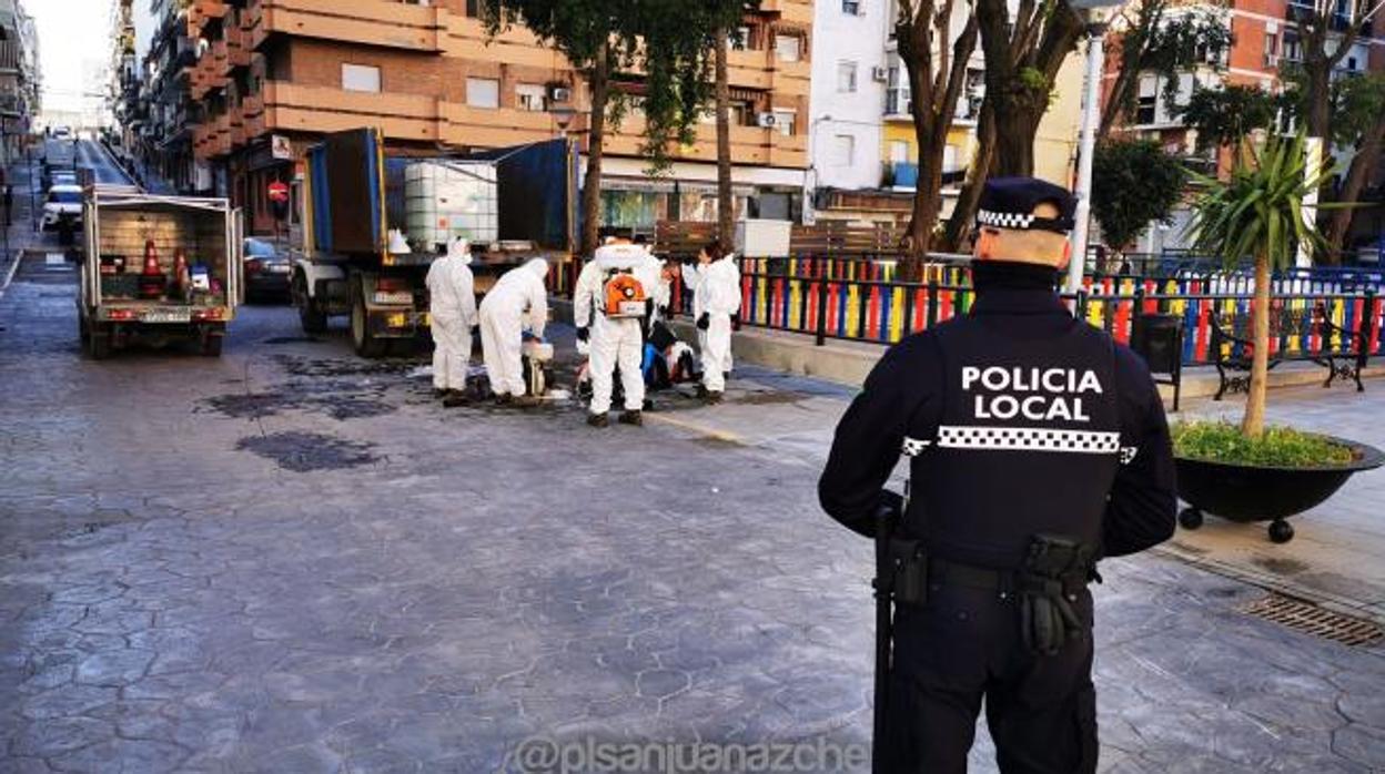 Un agente de la Policía Local de San Juan de Aznalfarache