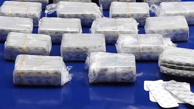 Detenido con 12.600 pastillas de clonazepan escondidas en un camión en el puerto de Algeciras