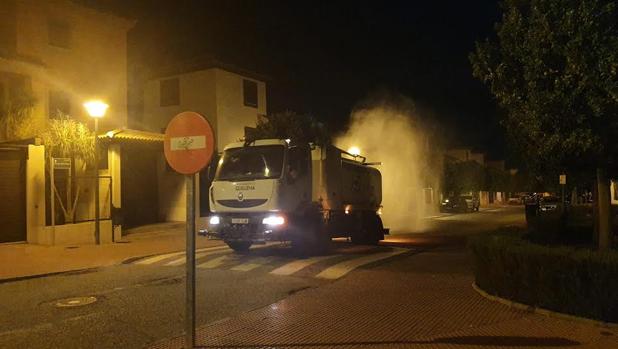 Más de 70 personas participan en Guillena en la quinta gran desinfección desde que acabó el estado de alarma