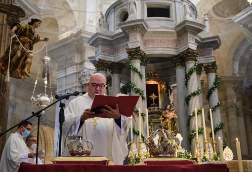 Coronación canónica en Cádiz: «San José nos enseña a guardar a Cristo en nuestra vida»