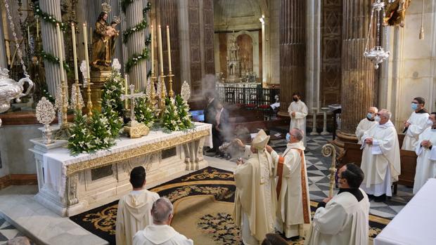 Coronación canónica en Cádiz: «San José nos enseña a guardar a Cristo en nuestra vida»