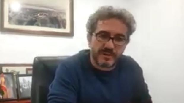 El alcalde de Puerto Serrano: «Hay gente que no se entera de lo peligroso que es el coronavirus»